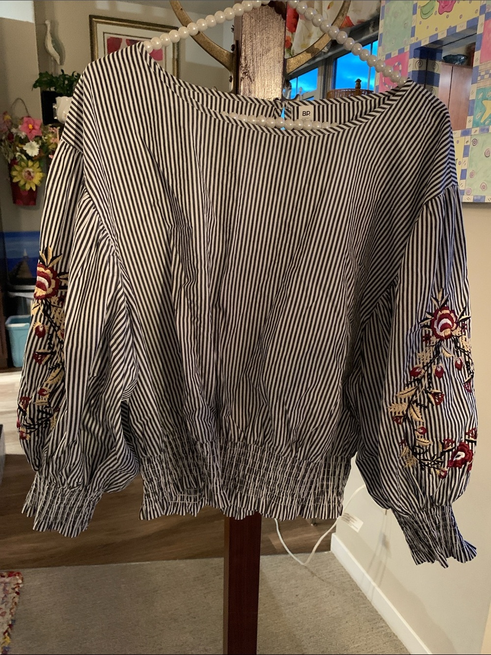 Nordstrom’s BP Navy & White Striped Balloon-Sleeve Top Floral Embroidery Size M